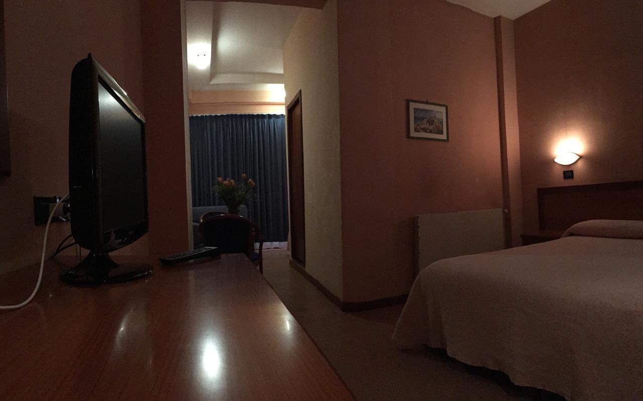 Hotel Giardino Degli Aranci Фраттамаджоре Екстер'єр фото